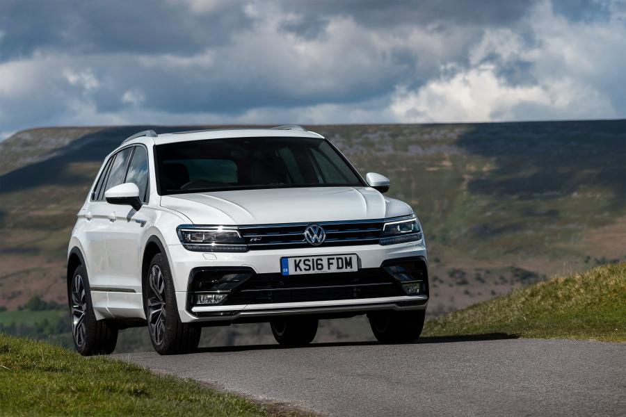  Volkswagen Tiguan R-Line 2016 года  (UK) (фото 13 из 30)